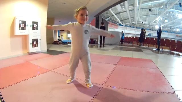 VLOG : Перестановка и конструктор «Полесье» смотреть онлайн