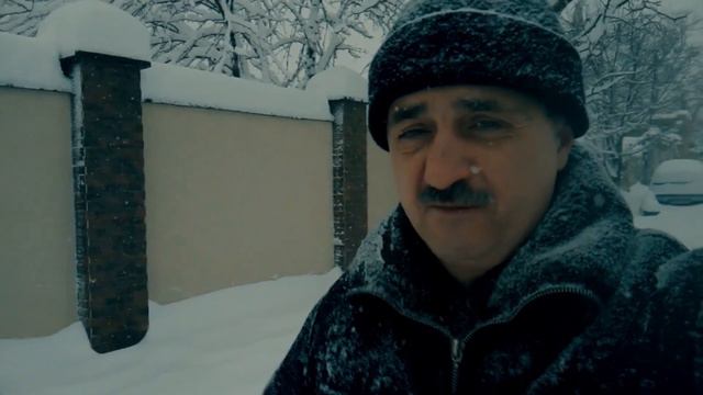 Снег 5 лет назад , в Кишиневе 12 января 2019, Чистим снег с Вовой дальнобойщиком, личный пример. смотреть онлайн