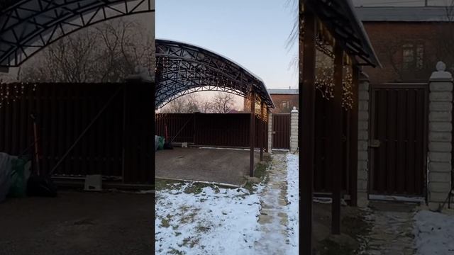 Два навеса на одном объекте | Навесы из поликарбоната Спецкаркас