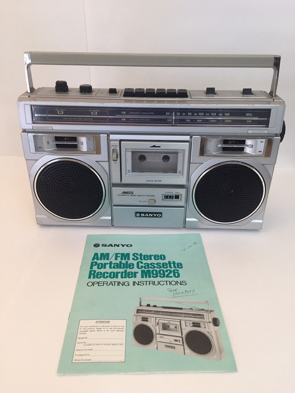 Sanyo M9926  Stereo Portable Cassette Recorder 1975 год  Vintage-ЯПОНИЯ.