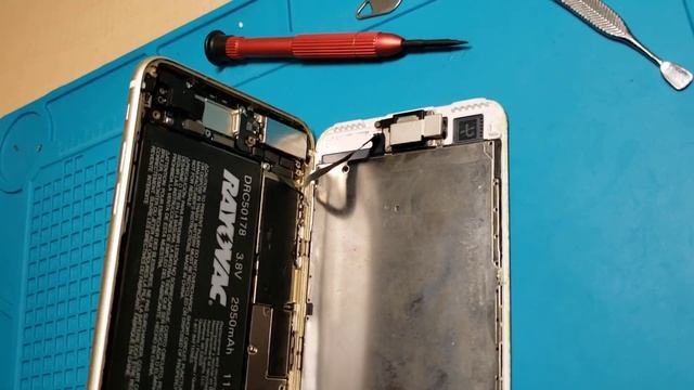Типичный Айфон по низу рынка с Olx, Avito и тд.. iPhone 7 plus смотреть онлайн