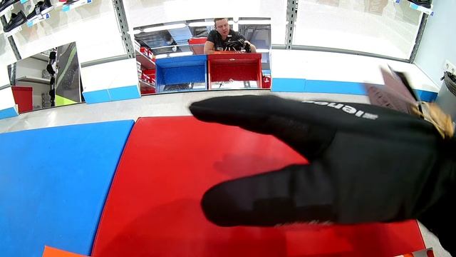 ТОП 4 ЗИМНИХ ПЕРЧАТОК ИЗ СПОРТМАСТЕРА ( ЗИМА 2021 ) смотреть онлайн