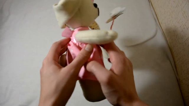 Обзор сшитой игрушки "Зайка с музыкальными ушами" смотреть онлайн