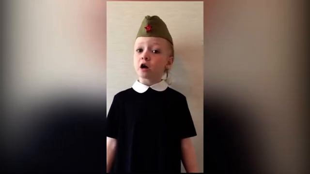 #МыПомнимМыГордимся стихотворение «Баллада о маленьком человеке» – читает Маруся Величко смотреть онлайн