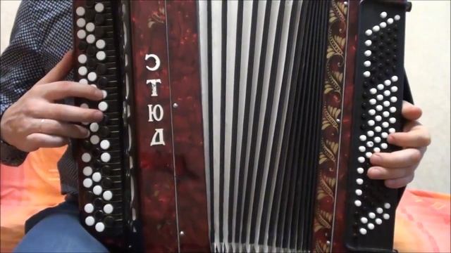 Учимся играть песню КАТЮША на баяне смотреть онлайн
