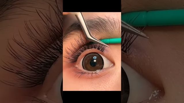 Magnetic eyelashes || credit goes to eyemakeupla on TikTok смотреть онлайн
