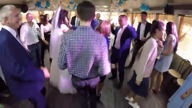 Диджей на свадьбу. Диджей (Москва) с аппаратурой. Диджей на свадьбу недорого. смотреть онлайн