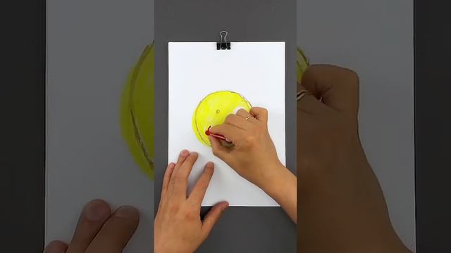 Как рыба кит рисует смайлик радугу #рыбакит смотреть онлайн