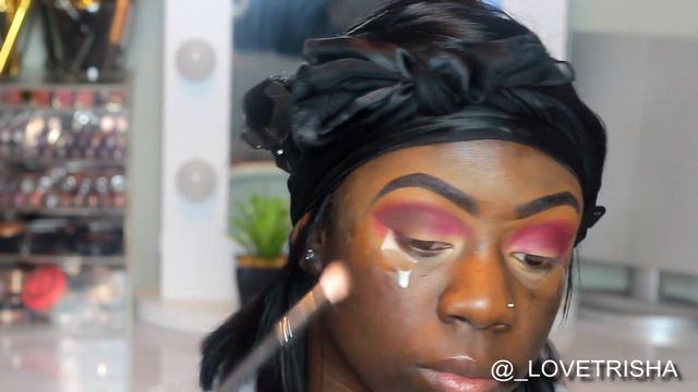 CUT CREASE GLAM MAKEUP LOOK| Trisha Love смотреть онлайн