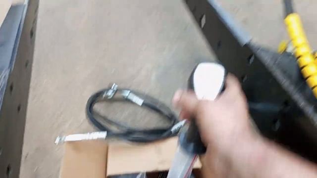 Кун .. Торнадо 700..на т 40 ам.. смотреть онлайн