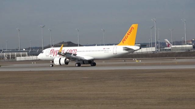 (4K) 20+ minutes of amazing Plane spotting at Munich airport (MUC/EDDM) - Winter 2020 смотреть онлайн