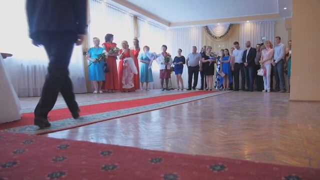 Провальная свадебная регистрация. Красивая невеста в свадебном видео смотреть онлайн