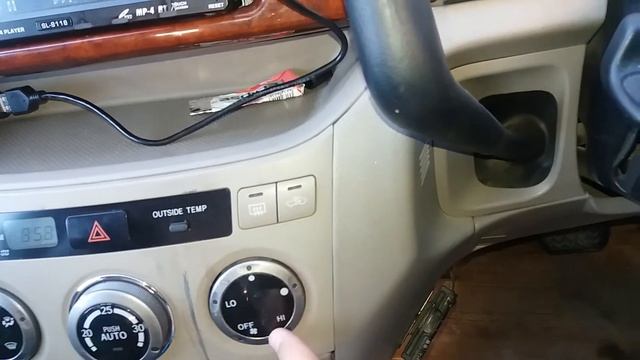 Toyota Noah смотреть онлайн