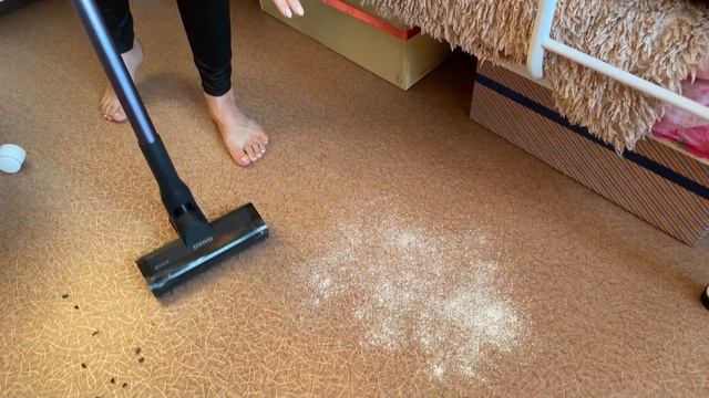 Пылесос Samsung Jet 60 смотреть онлайн