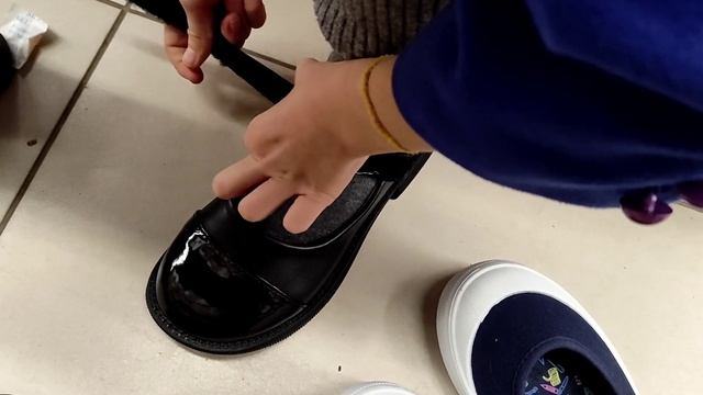 ДЕТСКИЙ МИР- ОБУВЬ И ОДЕЖДА??? С ПРИМЕРКОЙ. СВЕТОФОР- ОБЗОР ПОКУПОК. РЕАКЦИЯ МАНТУ. смотреть онлайн