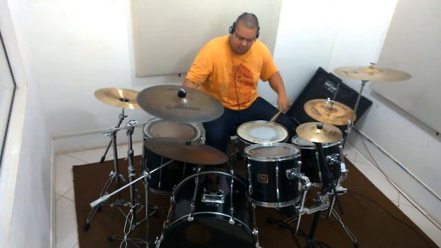 Marilyn Manson - The Nobodies (drum cover by Fernando Fidelis) смотреть онлайн