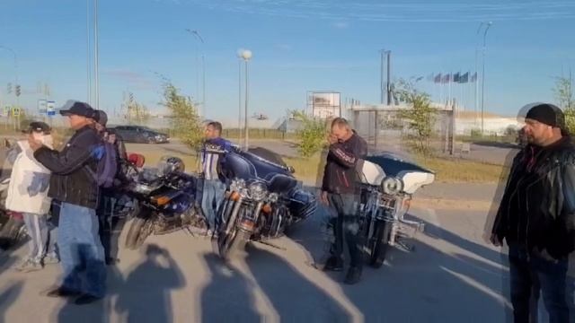 Сургутские байкеры исполнили мечту подростка смотреть онлайн