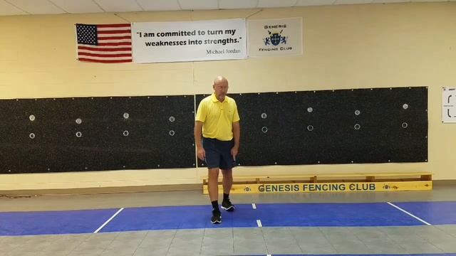 Fencing Tips - En Garde Position смотреть онлайн
