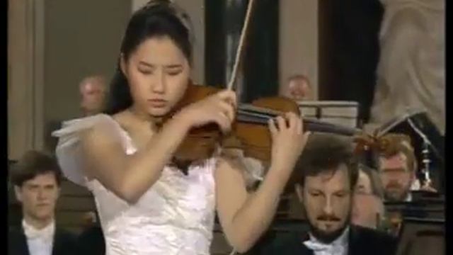 Paganini Concerto No 1 [cadenza] смотреть онлайн