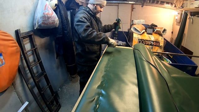 Тент для прицепа из ПВХ ткани своими руками. Делаю один в стесненных условиях. смотреть онлайн
