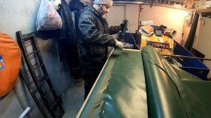 Тент для прицепа из ПВХ ткани своими руками. Делаю один в стесненных условиях.