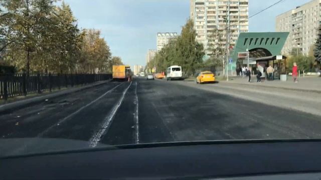 Замена асфальта на Строгинском бульваре в Москве смотреть онлайн
