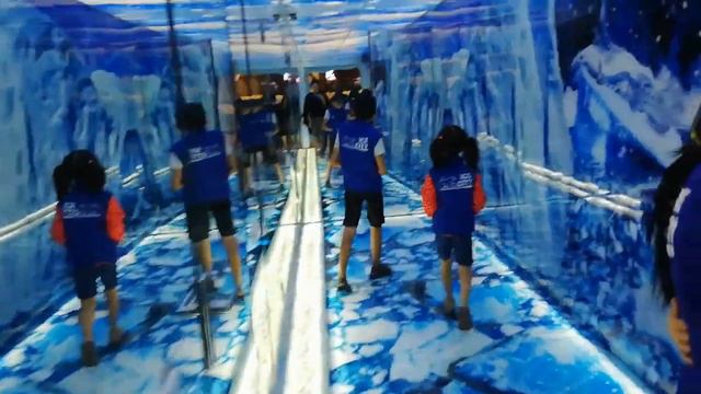 #ICECITY #TASHKENT Мы едем в Ice City (Снежный город)Tashkent смотреть онлайн