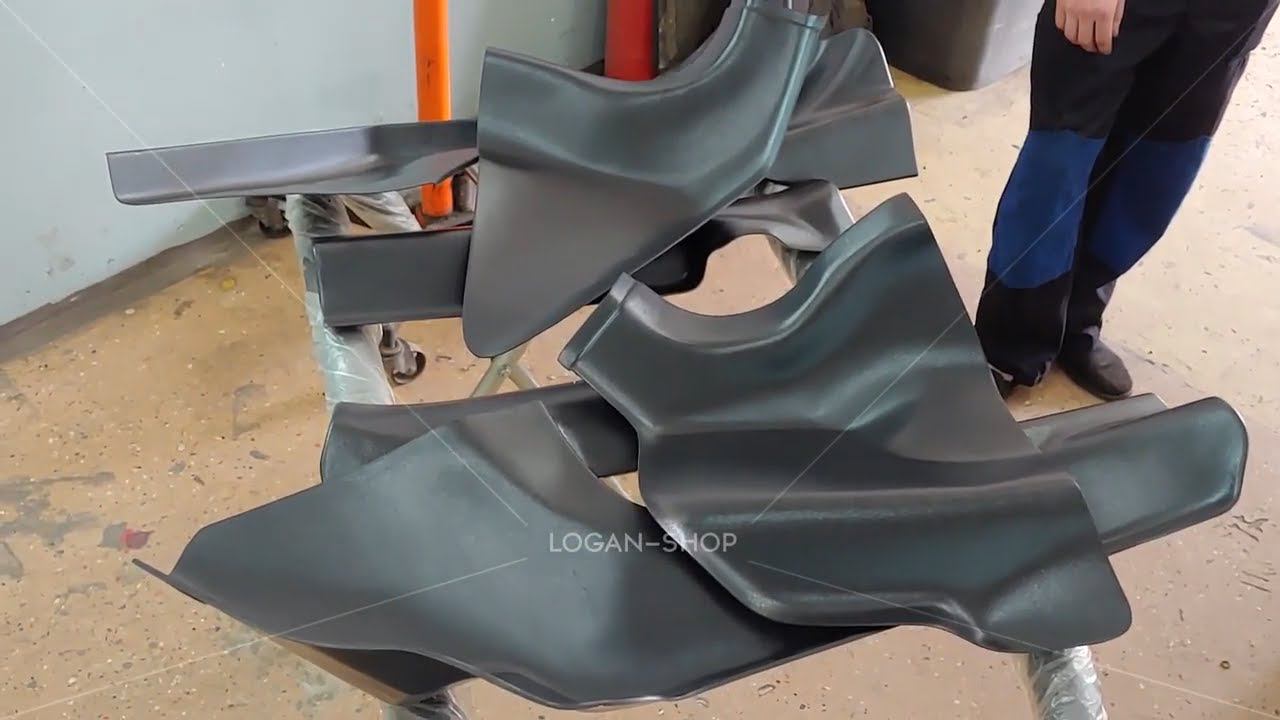 Renault Sandero - установка накладок на ковролин смотреть онлайн