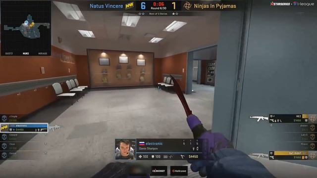 ТОЛЬКО СИМПЛ МОГ ВЗЯТЬ ЭТОТ КЛАТЧ | СТЫЧКА МЕЖДУ ЗЕВСОМ И СИМПЛОМ | Na'Vi vs NiP StarSeries i-Leagu смотреть онлайн