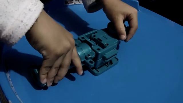 WBBA 3 segment launcher unboxing смотреть онлайн