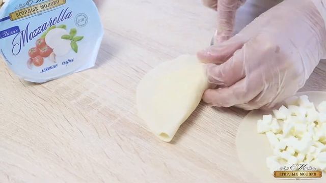 Что может быть вкуснее чебуреков? Только чебуреки с «Моцареллой» от «Егорлык Молоко»? смотреть онлайн