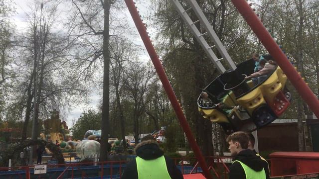Это жесть я испугалась и там не было за что держаться 😨😱 7/10 смотреть онлайн