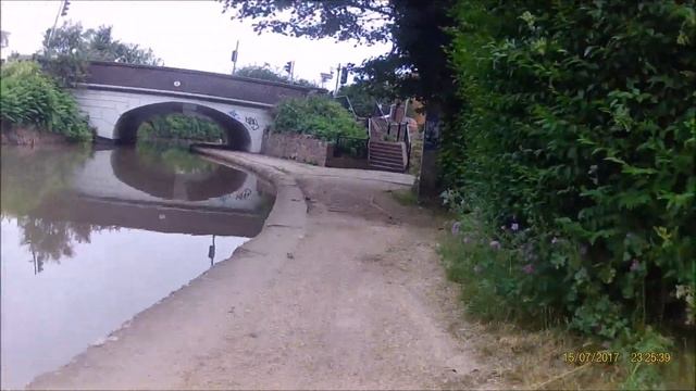 Trek 920 With Continental Contact Travel. 700x50c