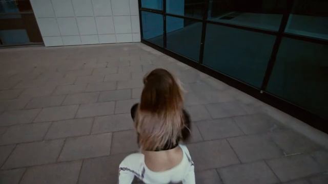 Дансхолл (Dancehall) танцы для взрослых в Челябинске - Школа танцев и фитнеса "В ритме ЧЕ" смотреть онлайн
