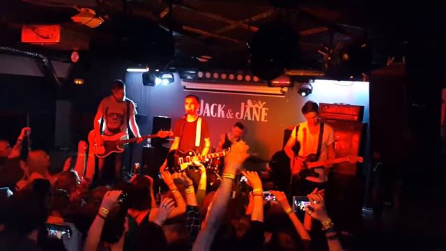 MULTIPASS - Снежная (live in Jack & Jane, 11.12.2016) смотреть онлайн