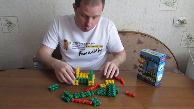 razvivajka.com - Собираем автомобиль из набора Стартика конструктора Фанкластик смотреть онлайн