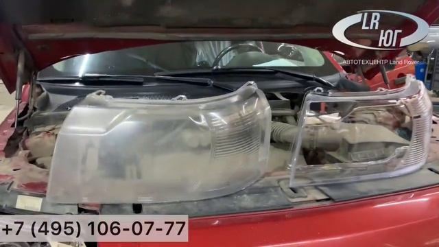 Замена галогенных линз на автомобиле Freelander 2 2008 года выпуска на светодиодные линзы MTF смотреть онлайн