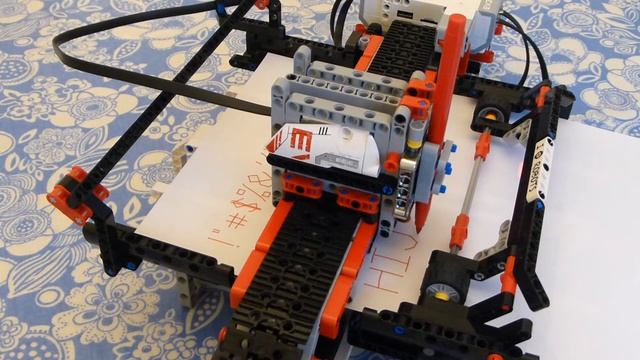 LEGO® EV3-based plotter writing letters (ASCII Characters) смотреть онлайн