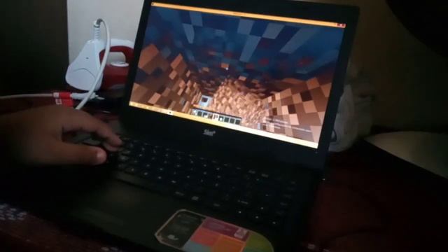 primeiro vídeo (Minecraft no netbook) смотреть онлайн