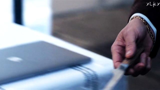 Raymond Smith / Seven Nation Army [The Gentlemen]