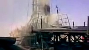 Из скважины вылетают трубы (ОФ и ГНВП)