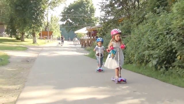 Самокаты-кикборды Novatrack для активных малышей смотреть онлайн
