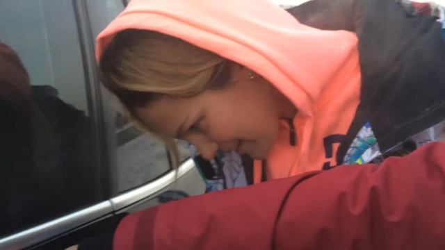 Если бензин закончился за 100 метров до заправки смотреть онлайн