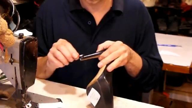 уход за кожаной обувью, средства по уходу за обувью смотреть онлайн