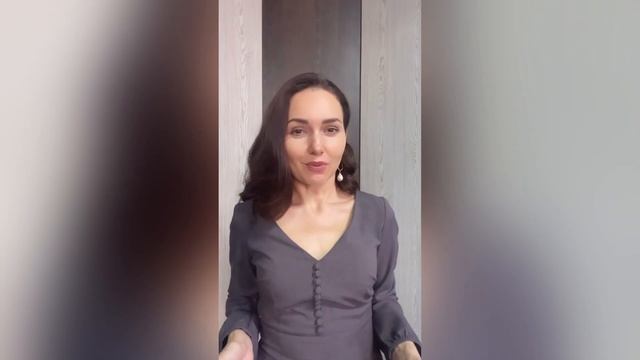 Подарочек на годовщину. Что подарил он и что подарила она. смотреть онлайн