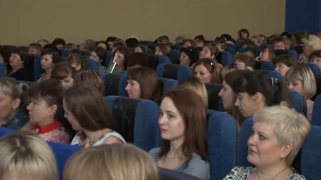 Новочеркасские соцработники принимали поздравления смотреть онлайн