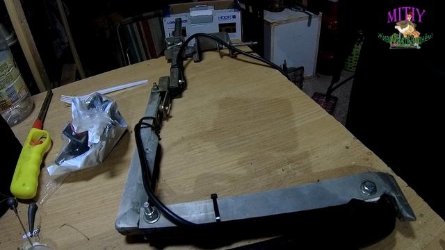 Крепление датчика эхолота TripleShot