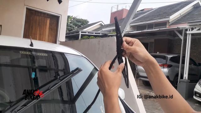 Wiper Blade Mobil Nissan March 2011 - Tutorial Cara Mengganti Wiper Blade Mobil Merek Denso