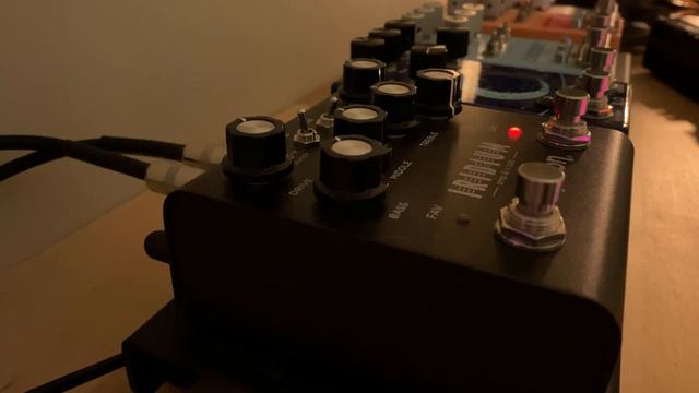 Ambient Improvisation // 26 // Guitar Miniboard // SuddenAudio Raw Strings // Kontakt // Noir Piano смотреть онлайн