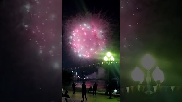 1 мая, Ялта смотреть онлайн